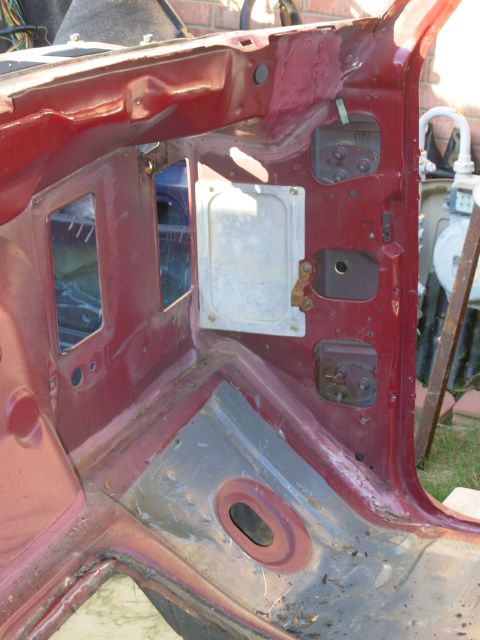 1983 Ford Bronco - Firewall R inner