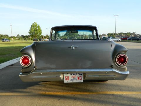 1962 Ford Ranchero - Only the "steerhead" emblem remains.