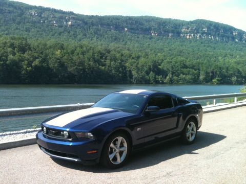 2010 Ford Mustang photo