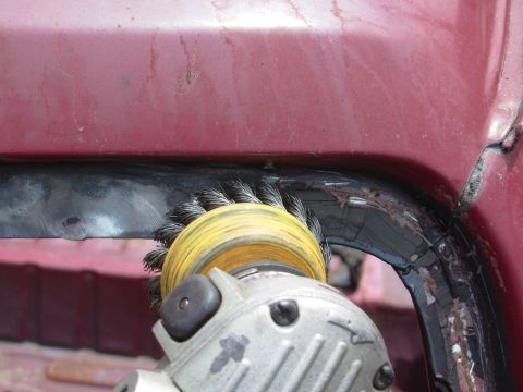 1983 Ford Bronco - There were obvious indications of ongoing leaks near the firewall, so I removed all the old windshield adhesive. SEE THE NEXT SEVERAL PICS.…