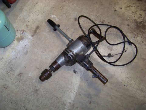 1994 Ford F-150 - This is a heavy-duty electric drill, not a 1994 Ford F-150.