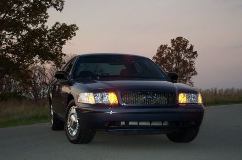 1998 Ford Crown Victoria - Large pic.
