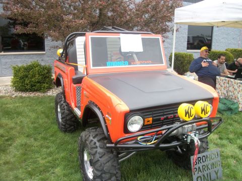 1996 Ford Bronco photo