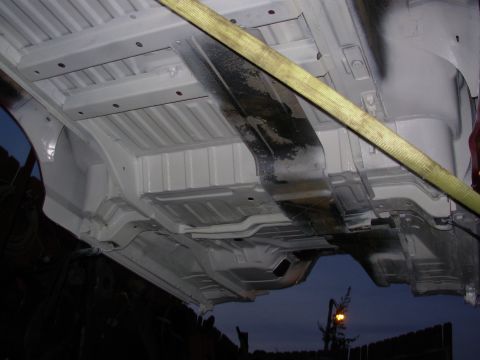 1983 Ford Bronco - To make maintenance & repairs easier, and to prevent rust, the ENTIRE underbody (except the heat shield & visible wheelwells) is gloss whit…