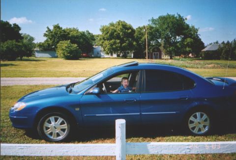 2003 Ford Taurus photo