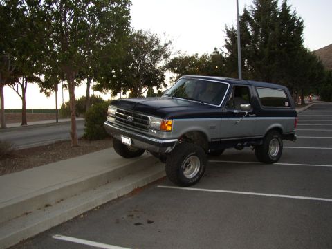 1989 Ford Bronco - hardcore!!!!