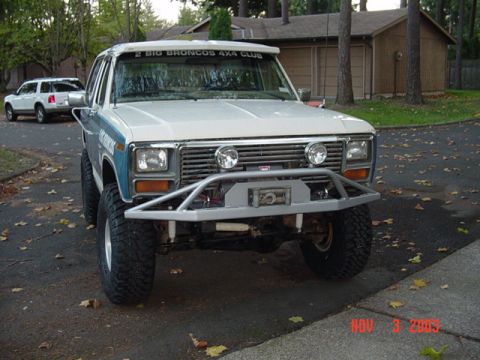 1989 Ford Bronco - Hammerite silver looks good