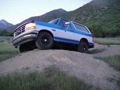 1994 Ford Bronco “Blue Bandit”
