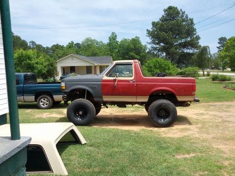 1987 Ford Bronco photo
