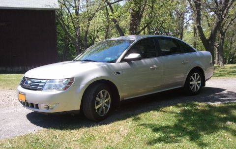 2008 Ford Taurus photo
