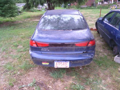 1999 Ford Escort photo