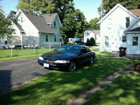 1998 Lincoln Mark VIII photo