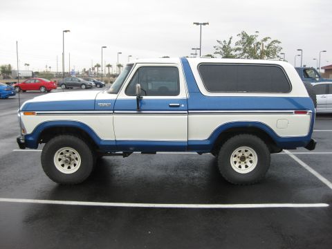 1979 Ford Bronco - side shot