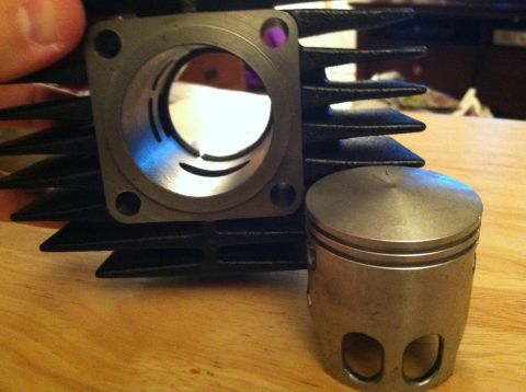 1981 Garelli Rally Sport - Close-up of a motorcycle cylinder and piston, likely for a 2-stroke engine.