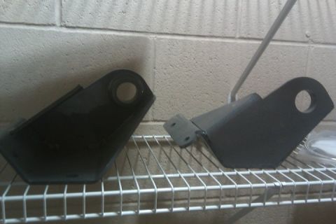 1979 Ford Bronco - drop radius arm mounts