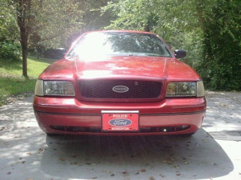 2000 Ford Crown Victoria photo