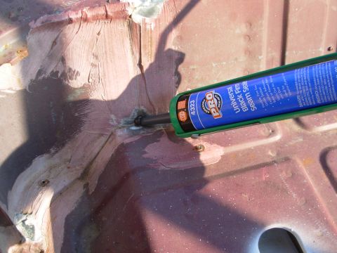 1983 Ford Bronco - I don't know why the floor isn't rustier here - this hole was MASSIVE. NAPA 4323 Universal Black Firm Seam Sealer 3M 08300 $31@NAPA [url=ht…