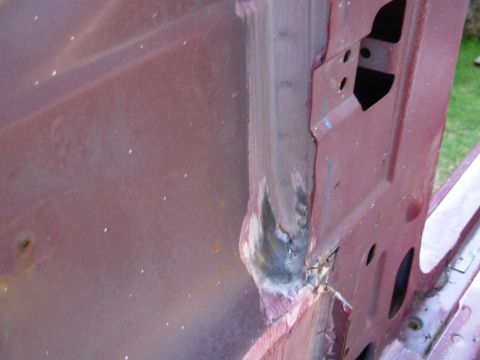 1983 Ford Bronco - Both sides have this ripped crack; IDK if the factory did it during assembly, or if it's due to body flex, like the rain gutters.