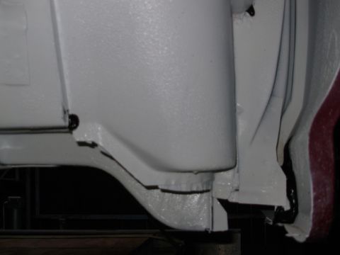 1983 Ford Bronco - I filled the space between the outer body & the base of the B-pillar (lower R of the photo) to prevent mud & gravel from collecting there.…