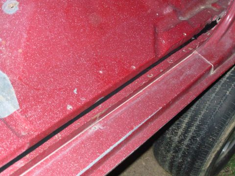 1983 Ford Bronco - The outboard seam was factory-sealed, but the inboard one was bare.