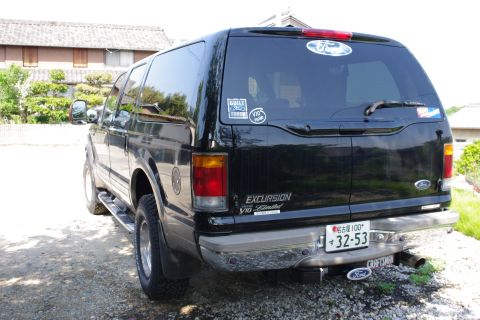 2000 Ford Excursion photo