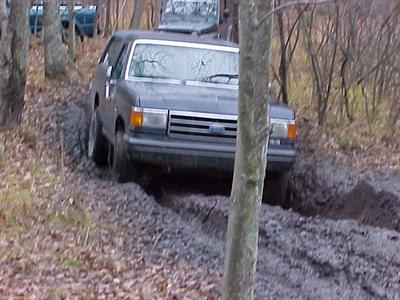 1989 Ford Bronco - Another shot of my first pass through.