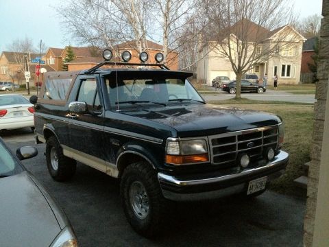 1994 Ford Bronco photo