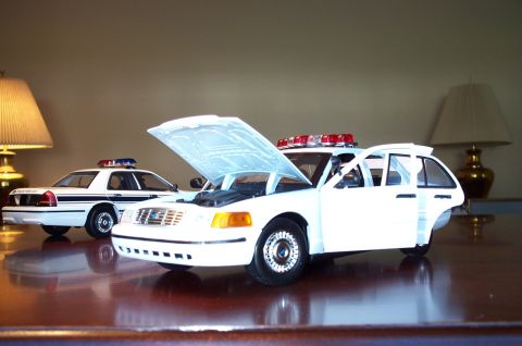 1998 Ford Crown Victoria - Notice the detail to the underside of the hood.