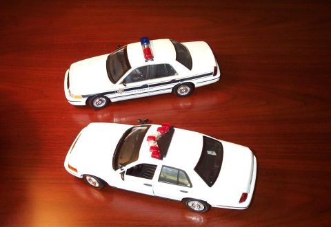 1998 Ford Crown Victoria - A pic along with the Auto Art Ford Police Vehicles Presentation Police Interceptor.