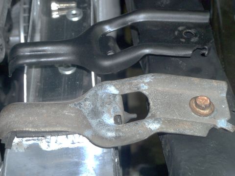 1979 Ford Ranchero - Modified upper radiator passenger side bracket