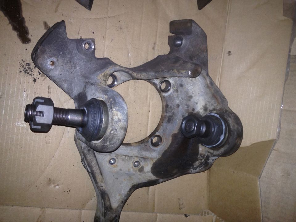 New moog ball joints on dodge knuckles.