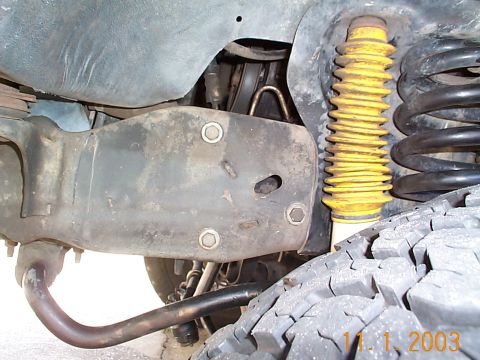 1992 Ford Bronco - These three bolts must be removed for the powersteering box to come off of the frame.