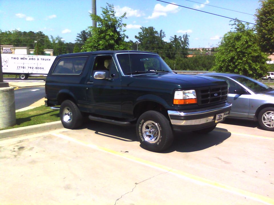 1993 Ford Bronco “XLT”