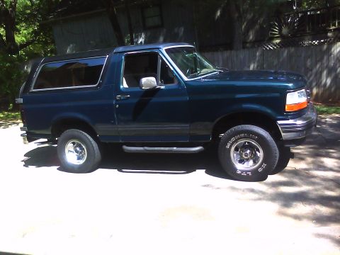 1993 Ford Bronco photo