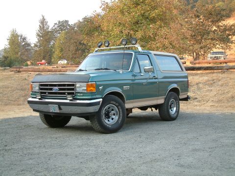 1990 Ford Bronco photo