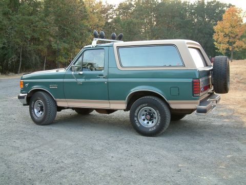 1990 Ford Bronco photo