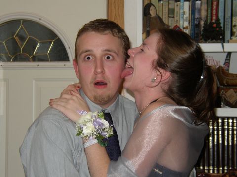 1987 Ford Bronco - Heres my girlfriend LIcking me LOL thats a screwed up pic