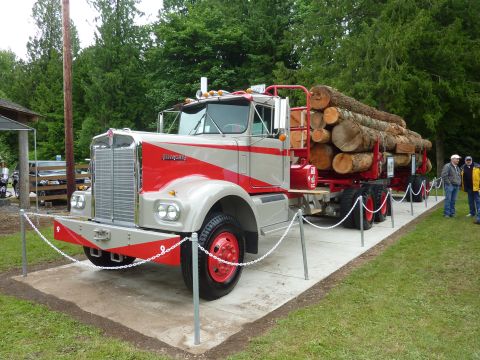 1959 Kenworth W900A “CC925”