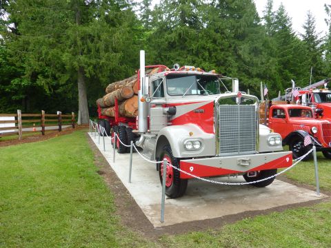 1959 Kenworth W900A “CC925”