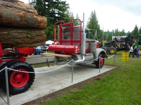 1959 Kenworth W900A “CC925”