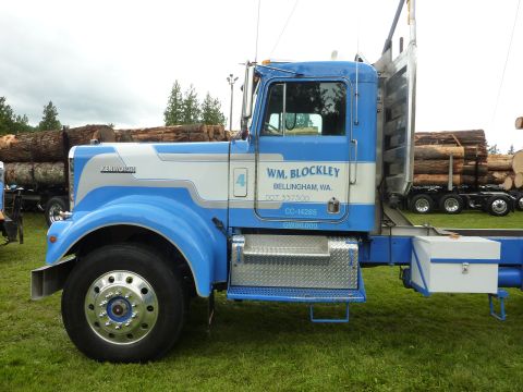 1959 Kenworth W900A “CC925”