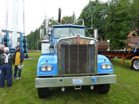 1959 Kenworth W900A “CC925”