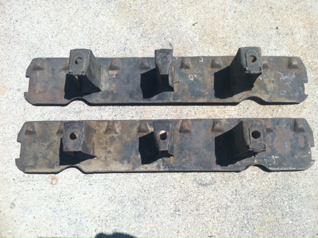 For Pontiac 350, 389, 400, 421, 428, 455. No hardware included.