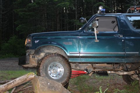 1995 Ford Bronco - This 1995 Ford Bronco is shown navigating an off-road obstacle course.