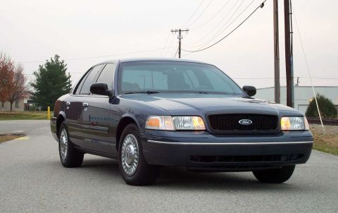 1998 Ford Crown Victoria - Some pics taken in late 2001.