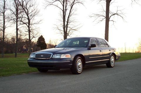 1998 Ford Crown Victoria - Pics taken days after purchasing the Interceptor.