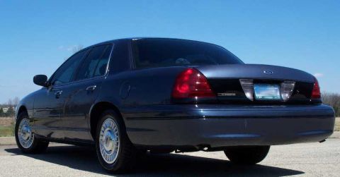 1998 Ford Crown Victoria - The newly installed tinted 2001 taillamps and rear fasica.