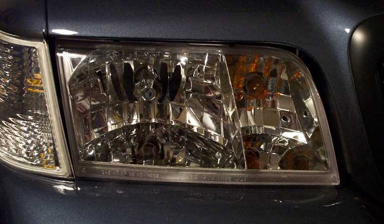 The new headlamp, installed.