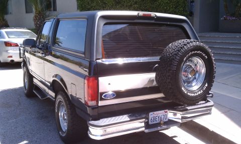 1996 Ford Bronco photo