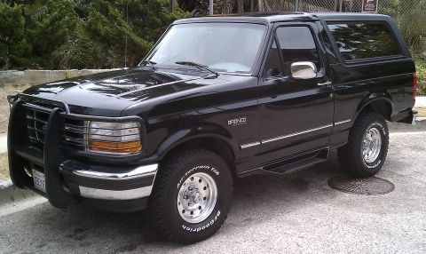 1996 Ford Bronco photo
